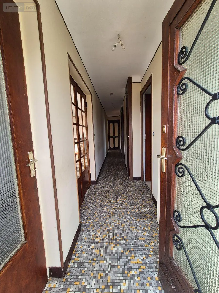 Maison a vendre Neuvy-Saint-Sépulchre 36230 Indre 36 132 m2 6 pièces 84000 euros CG/354 008
