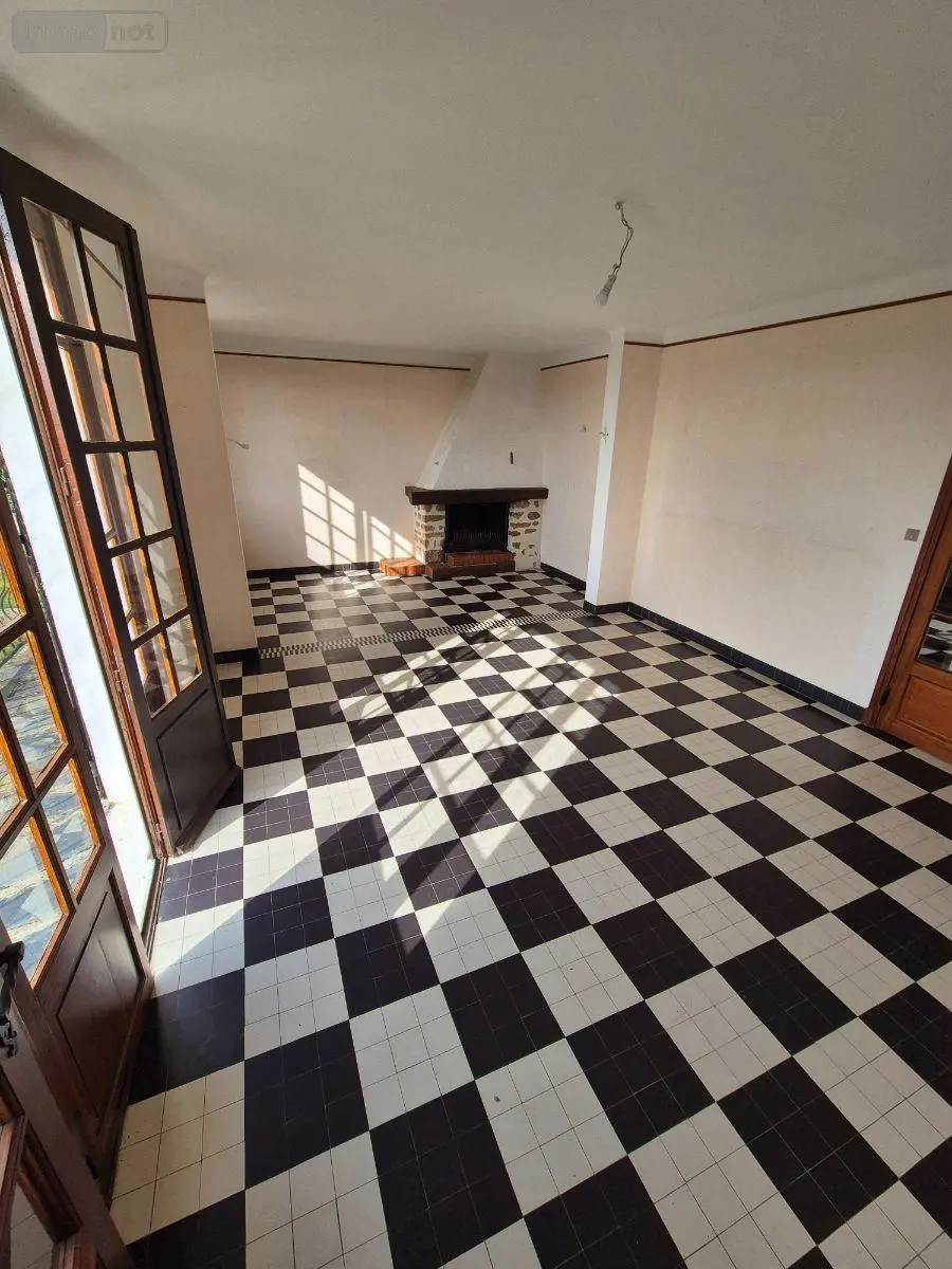 Maison a vendre Neuvy-Saint-Sépulchre 36230 Indre 36 132 m2 6 pièces 84000 euros CG/354 010
