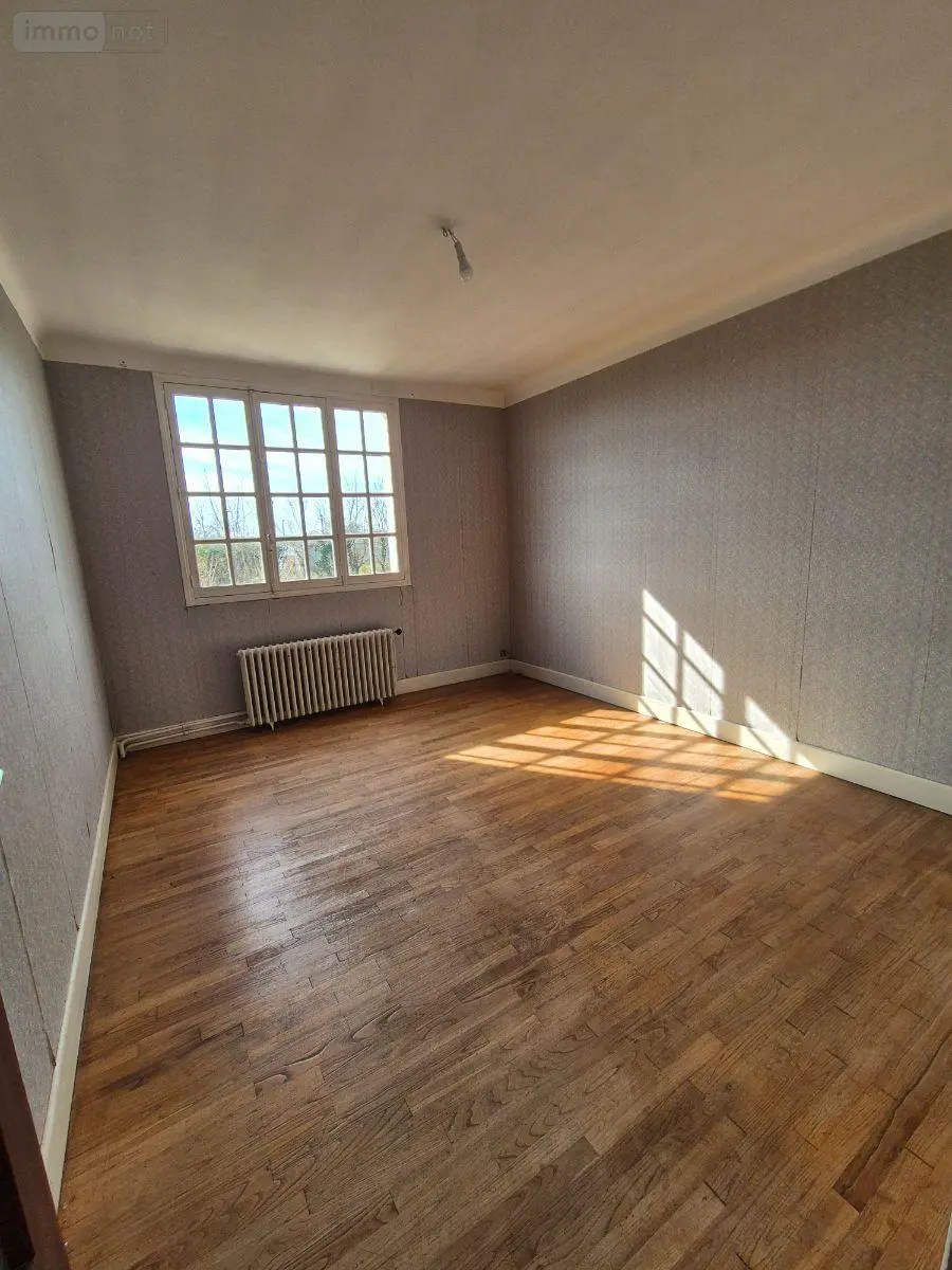Maison a vendre Neuvy-Saint-Sépulchre 36230 Indre 36 132 m2 6 pièces 84000 euros CG/354 013