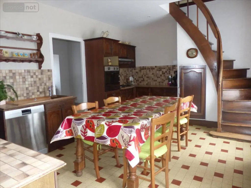 Maison a vendre Aron 53440 Mayenne 53 139 m2 7 pièces 260000 euros 53075-FC125 004