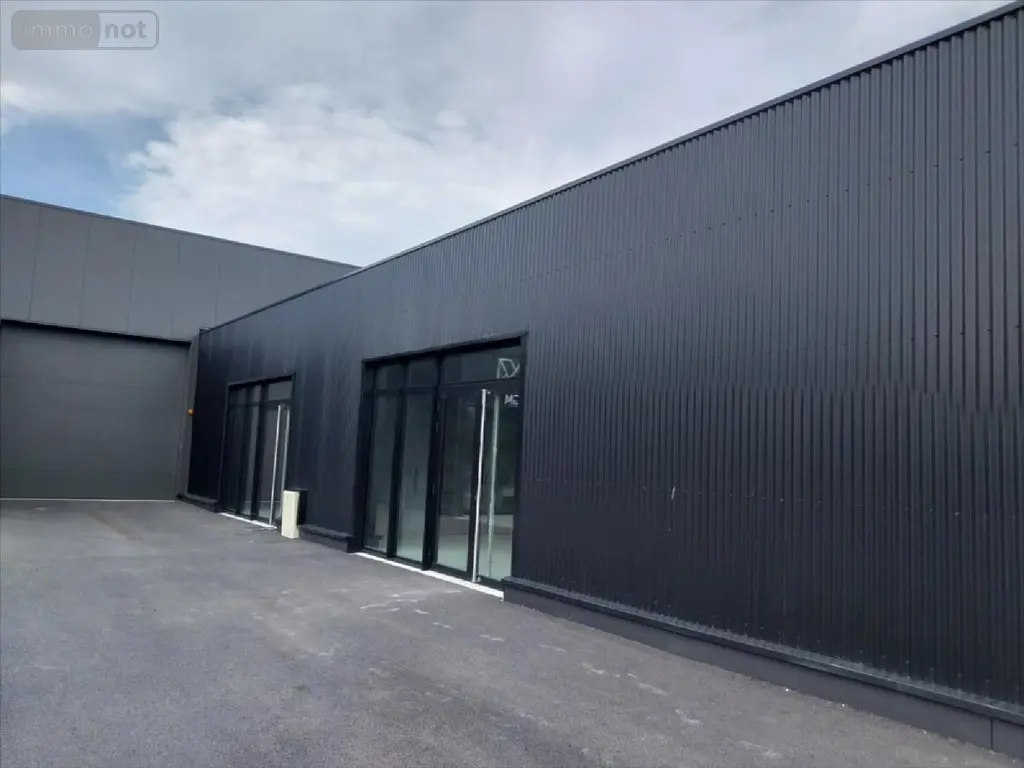 Location fonds et murs commerciaux Vitré 35500 Ille-et-Vilaine 35 82 m2 1 pièce 750 euros 35131-1057229 003
