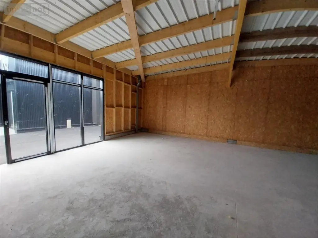 Location fonds et murs commerciaux Vitré 35500 Ille-et-Vilaine 35 82 m2 1 pièce 750 euros 35131-1057229 004