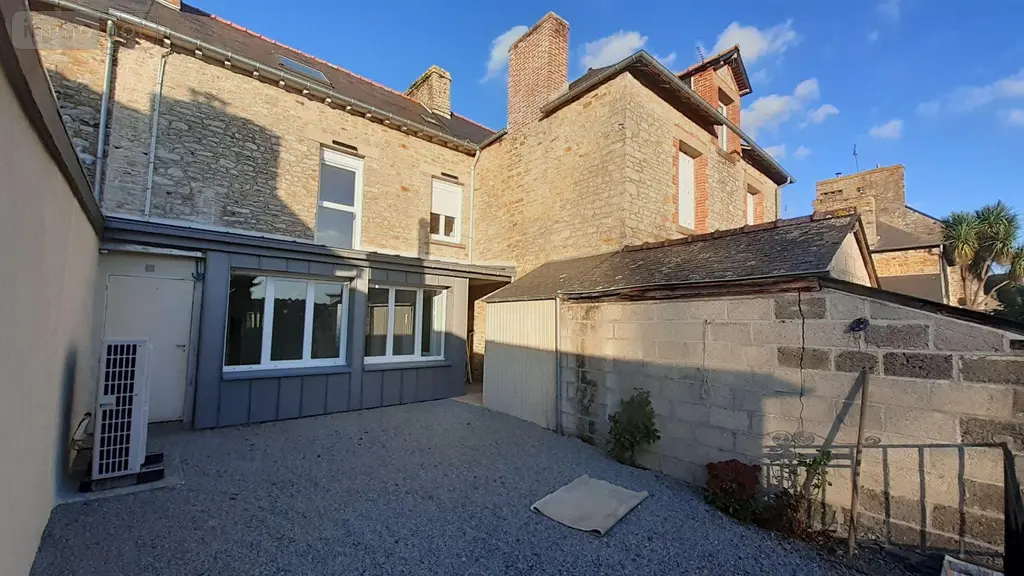 Location maison Val-d'Izé 35450 Ille-et-Vilaine 35 74 m2 3 pièces 650 euros 131/4695 001