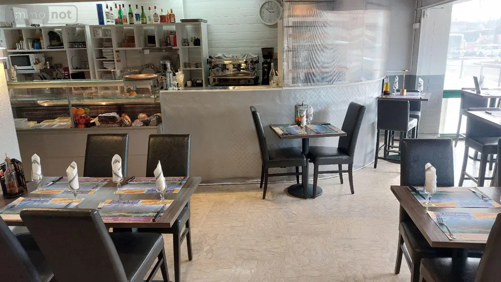 Fonds et murs commerciaux a vendre Aix-les-Bains 73100 Savoie 73 116 m2 219000 euros 73007-124 002