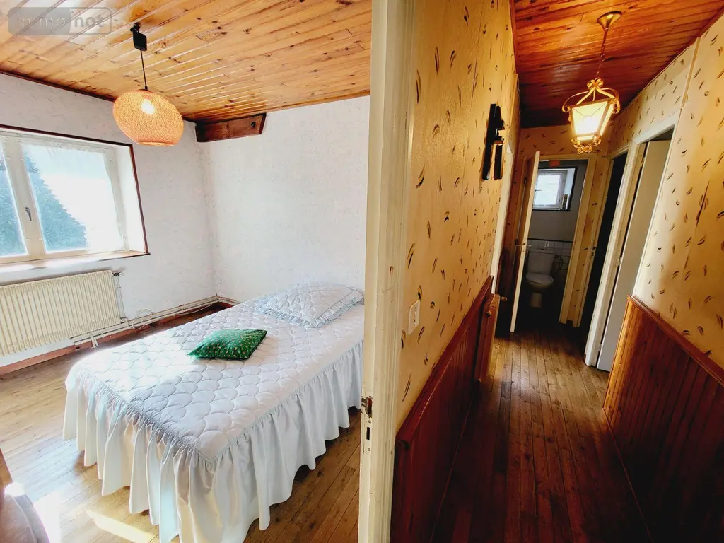 Maison a vendre La Courtine 23100 Creuse 23 141 m2 8 pièces 115500 euros UM 1262 009