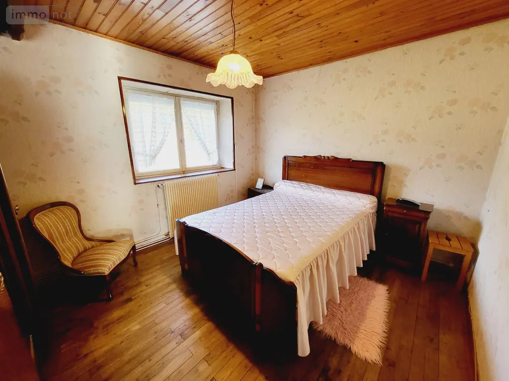 Maison a vendre La Courtine 23100 Creuse 23 141 m2 8 pièces 115500 euros UM 1262 010