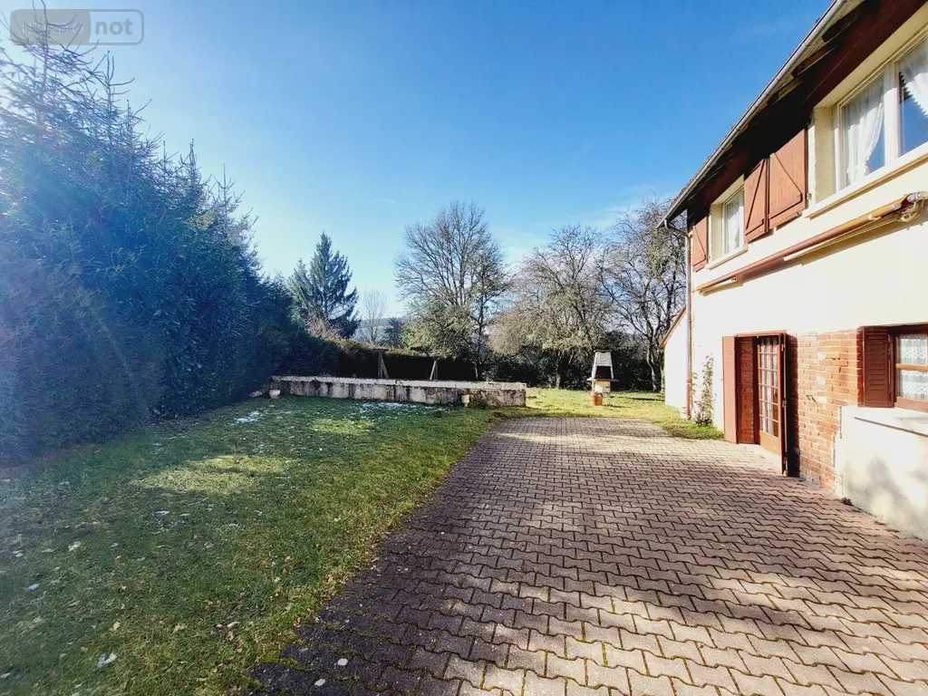 Maison a vendre La Courtine 23100 Creuse 23 141 m2 8 pièces 115500 euros UM 1262 014