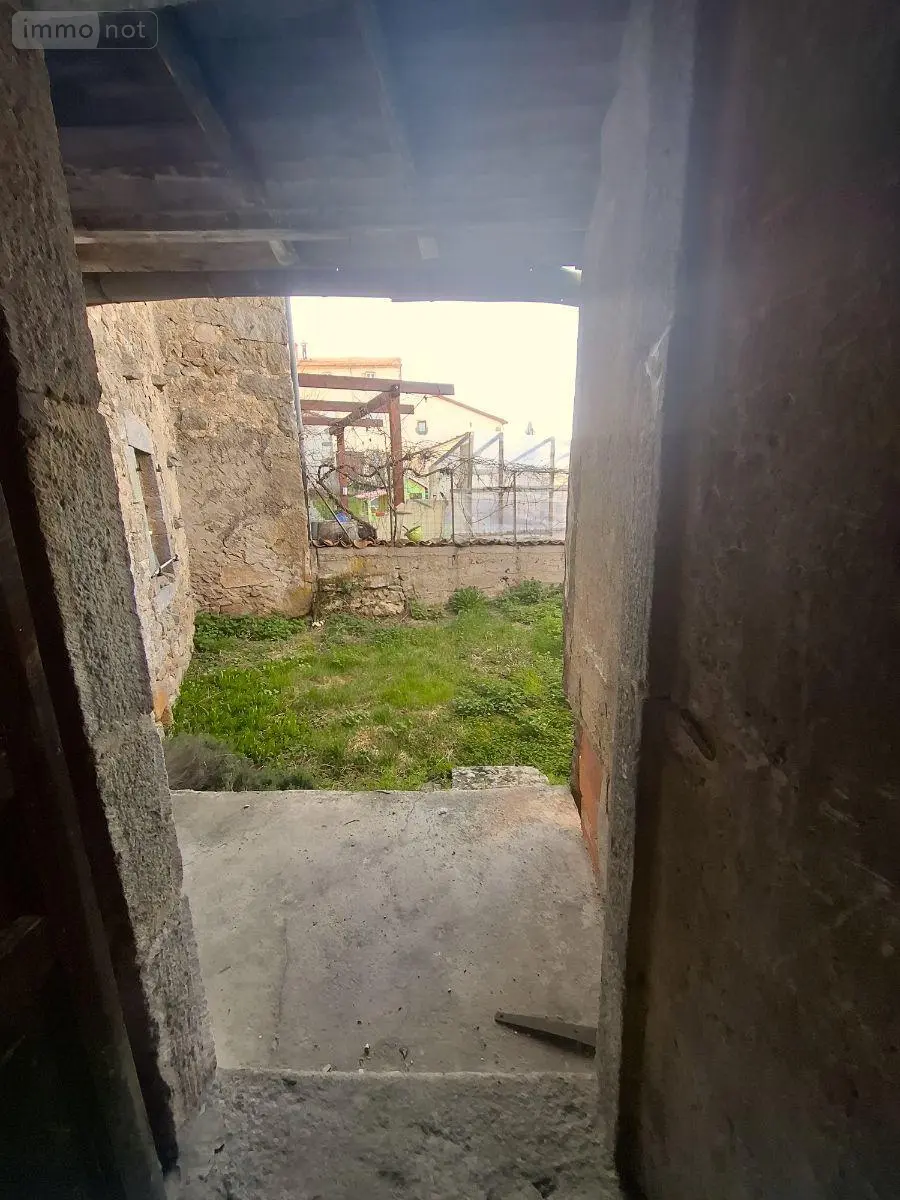 Maison a vendre Saint-Amant-Roche-Savine 63890 Puy-de-Dôme 63 100 m2 7 pièces 21000 euros 2025-39-2025117 012