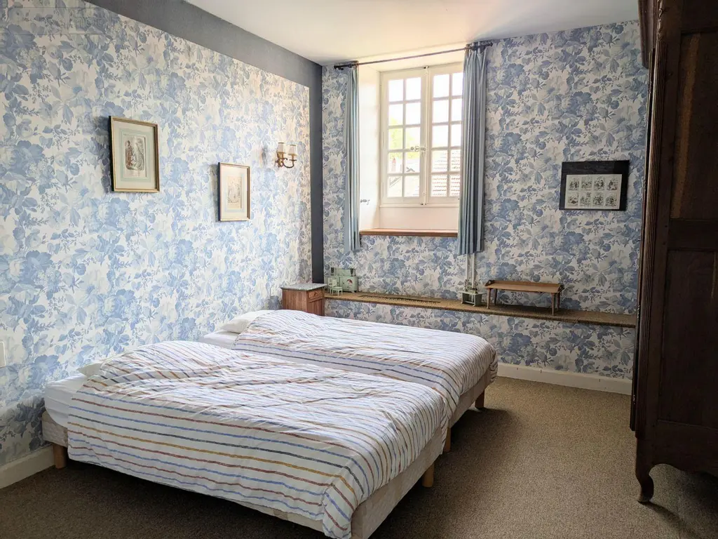 Propriete a vendre Montsaugeon 52190 Haute-Marne 52 235 m2 8 pièces 560000 euros 52020-35 025