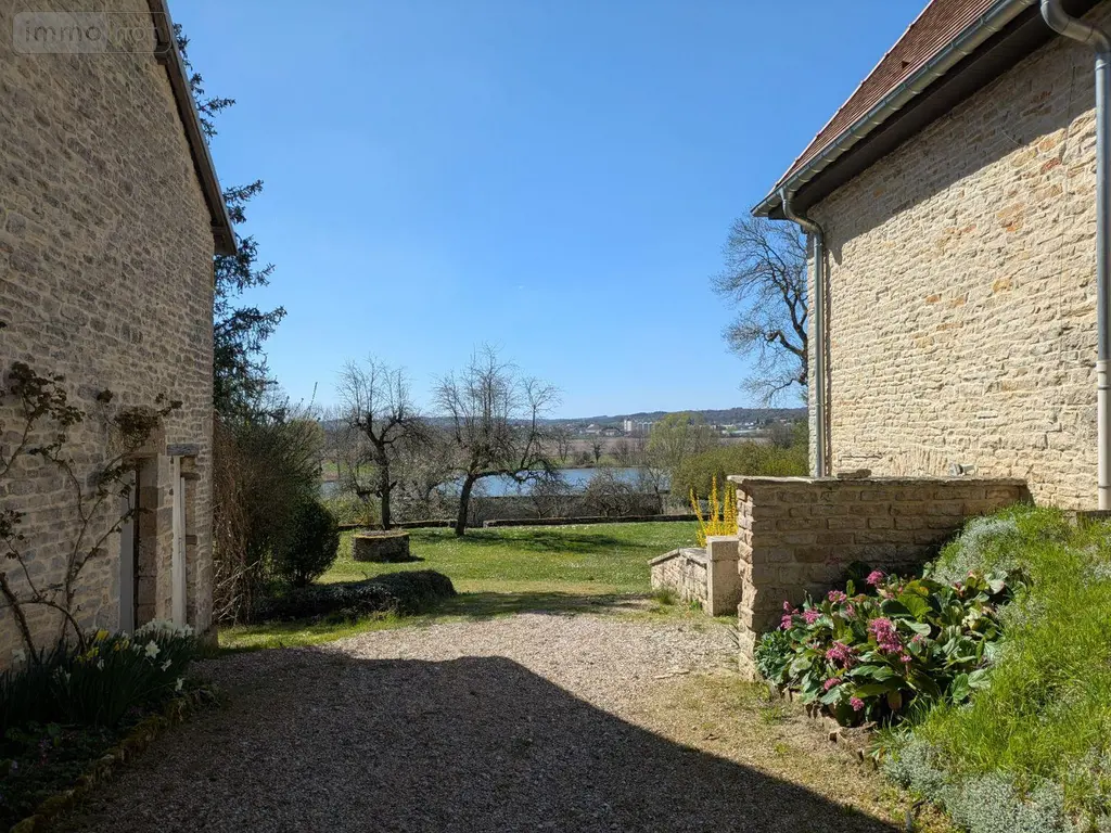 Propriete a vendre Montsaugeon 52190 Haute-Marne 52 235 m2 8 pièces 560000 euros 52020-35 019