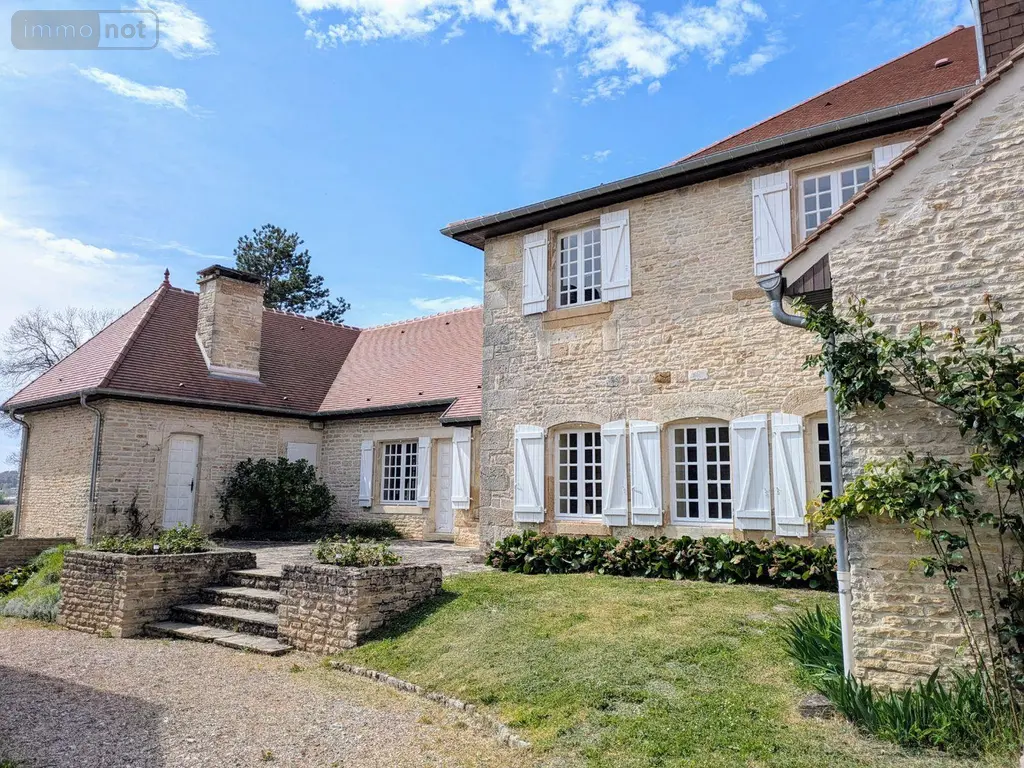Propriete a vendre Montsaugeon 52190 Haute-Marne 52 235 m2 8 pièces 560000 euros 52020-35 037