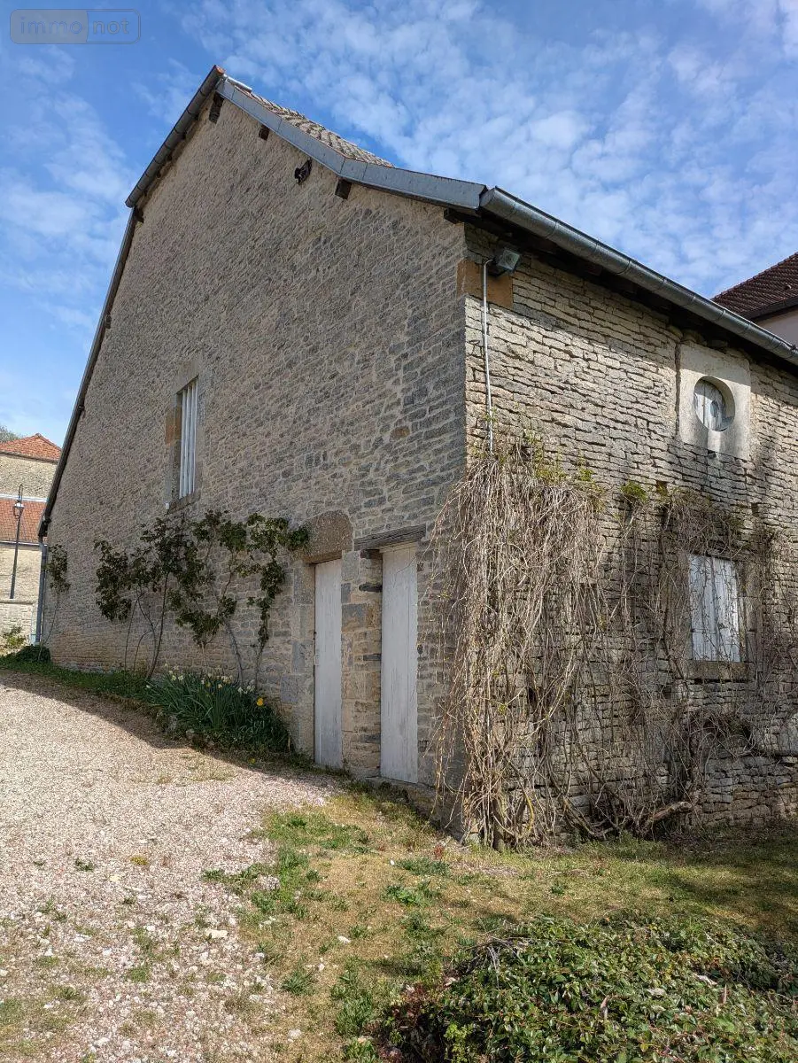 Propriete a vendre Montsaugeon 52190 Haute-Marne 52 235 m2 8 pièces 560000 euros 52020-35 034