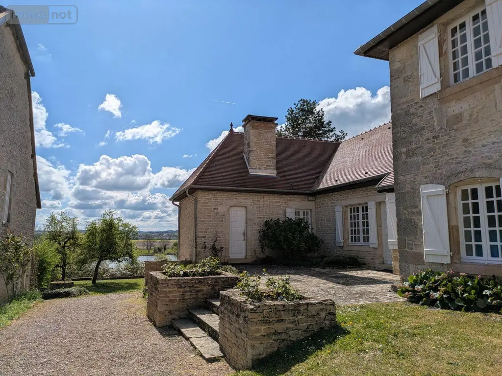 Propriete a vendre Montsaugeon 52190 Haute-Marne 52 235 m2 8 pièces 560000 euros 52020-35 002