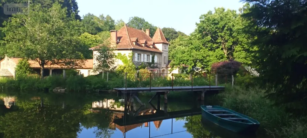 Propriete a vendre Latronquière 46210 Lot 46 226 m2 8 pièces 397200 euros 46030/PROP/531 002