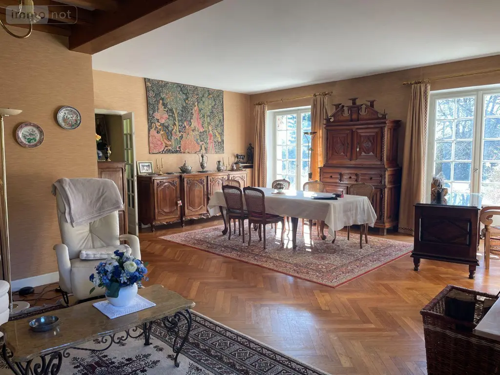 Propriete a vendre Latronquière 46210 Lot 46 226 m2 8 pièces 397200 euros 46030/PROP/531 007