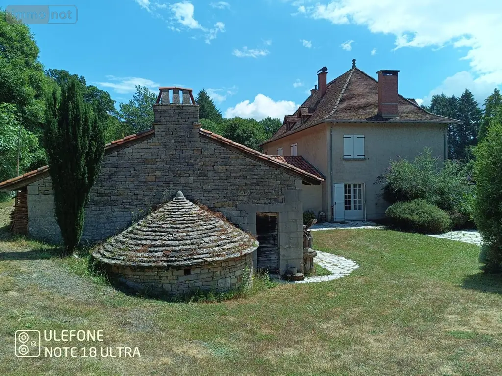 Propriete a vendre Latronquière 46210 Lot 46 226 m2 8 pièces 397200 euros 46030/PROP/531 026