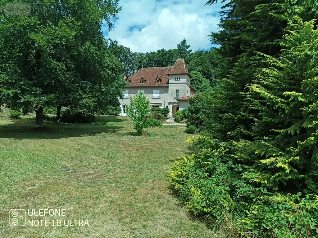 Propriete a vendre Latronquière 46210 Lot 46 226 m2 8 pièces 397200 euros 46030/PROP/531 032