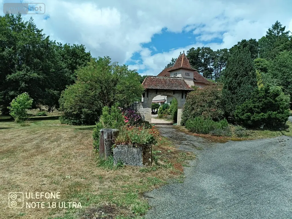 Propriete a vendre Latronquière 46210 Lot 46 226 m2 8 pièces 397200 euros 46030/PROP/531 033