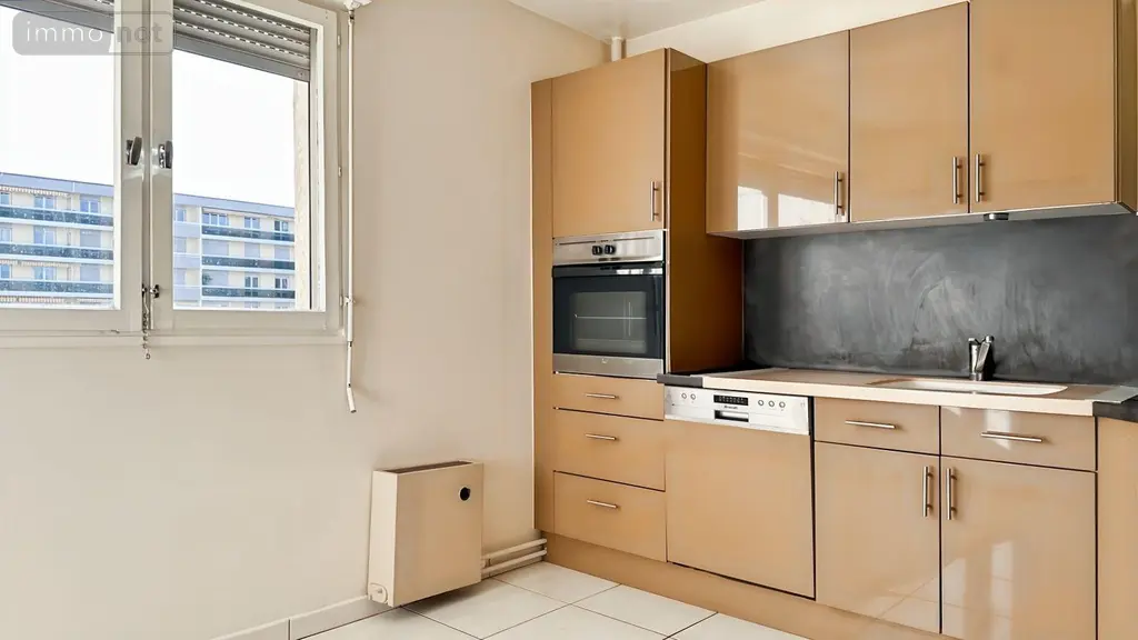 Appartement a vendre Reims 51100 Marne 51 105 m2 5 pièces 241500 euros 056/82 002