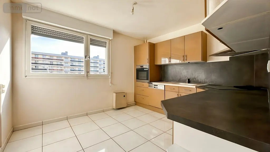 Appartement a vendre Reims 51100 Marne 51 105 m2 5 pièces 241500 euros 056/82 003