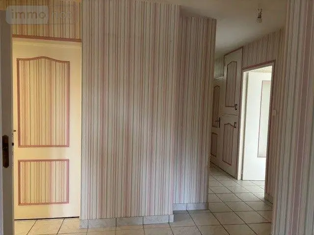 Maison a vendre Saint-Amand-Montrond 18200 Cher 18 117 m2 5 pièces 142400 euros 18022/797 013
