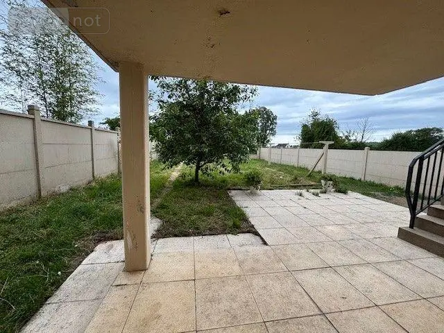 Maison a vendre Saint-Amand-Montrond 18200 Cher 18 117 m2 5 pièces 142400 euros 18022/797 006