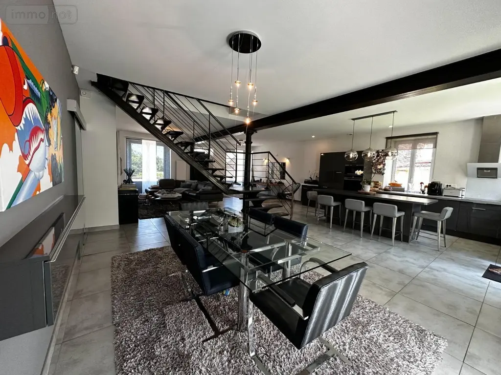 Maison a vendre Cézy 89410 Yonne 89 313 m2 9 pièces 349000 euros 2300017 004