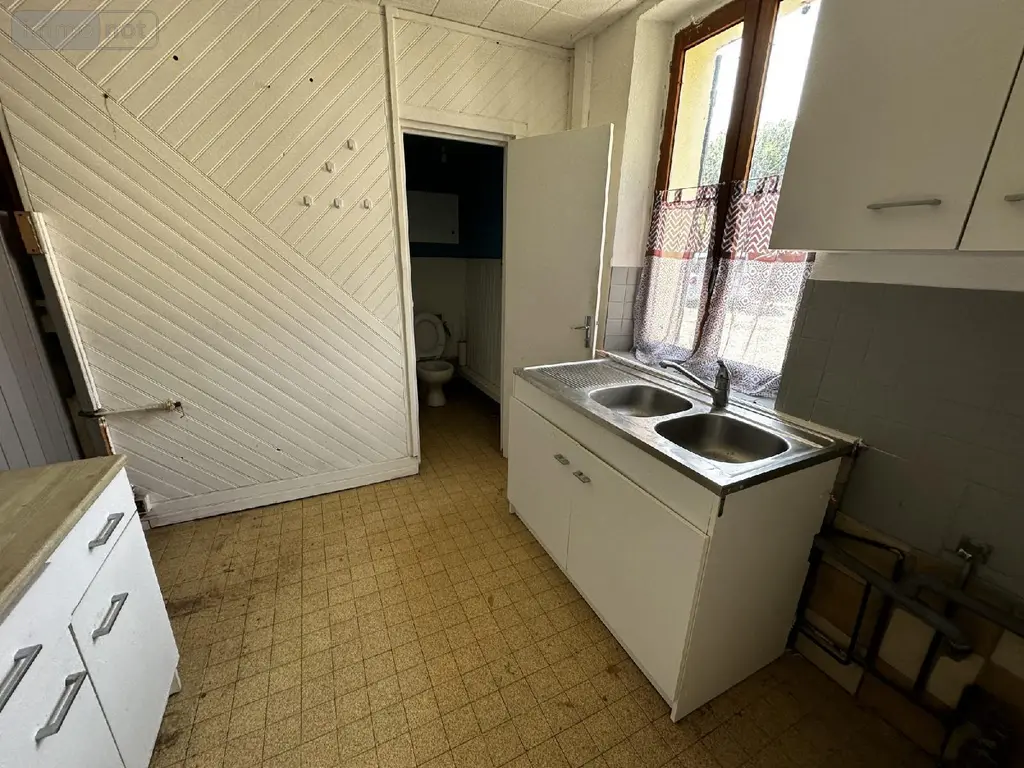 Maison a vendre La Celle-Saint-Cyr 89116 Yonne 89 290 m2 14 pièces 188000 euros 2400048 029