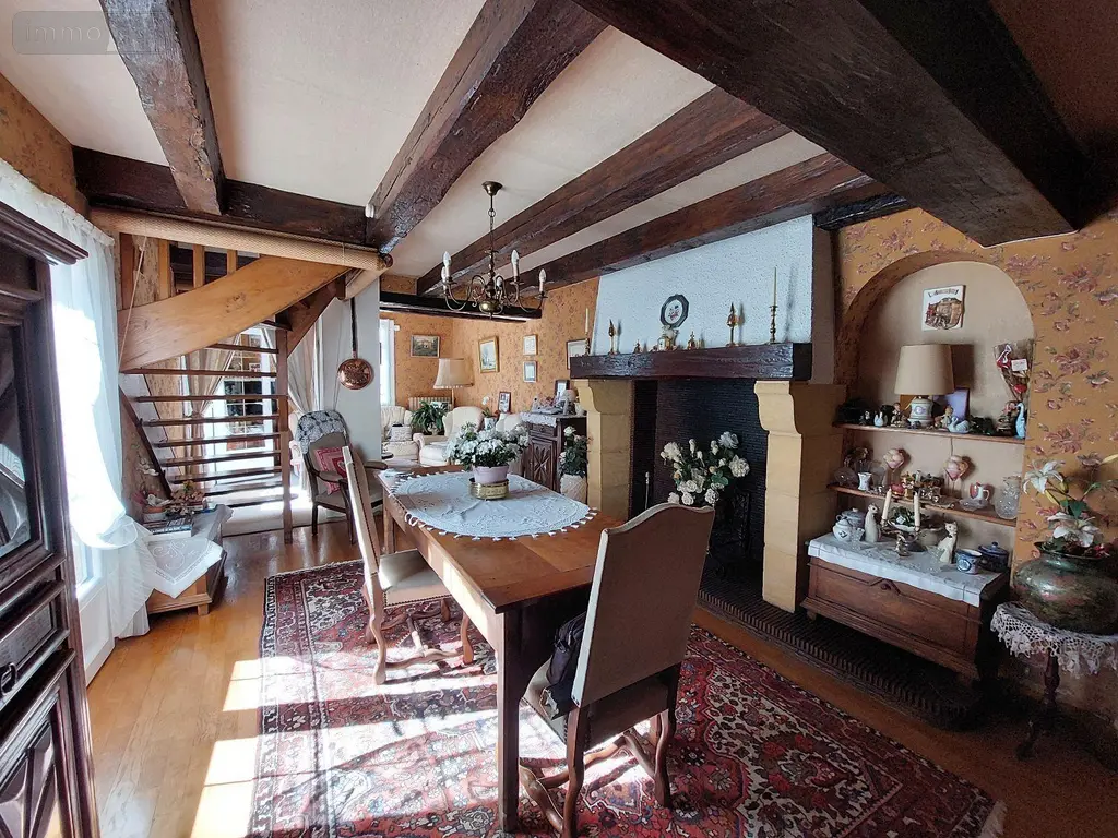 Viager maison Le Bugue 24260 Dordogne 24 114 m2 6 pièces 50000 euros 18113/108 005