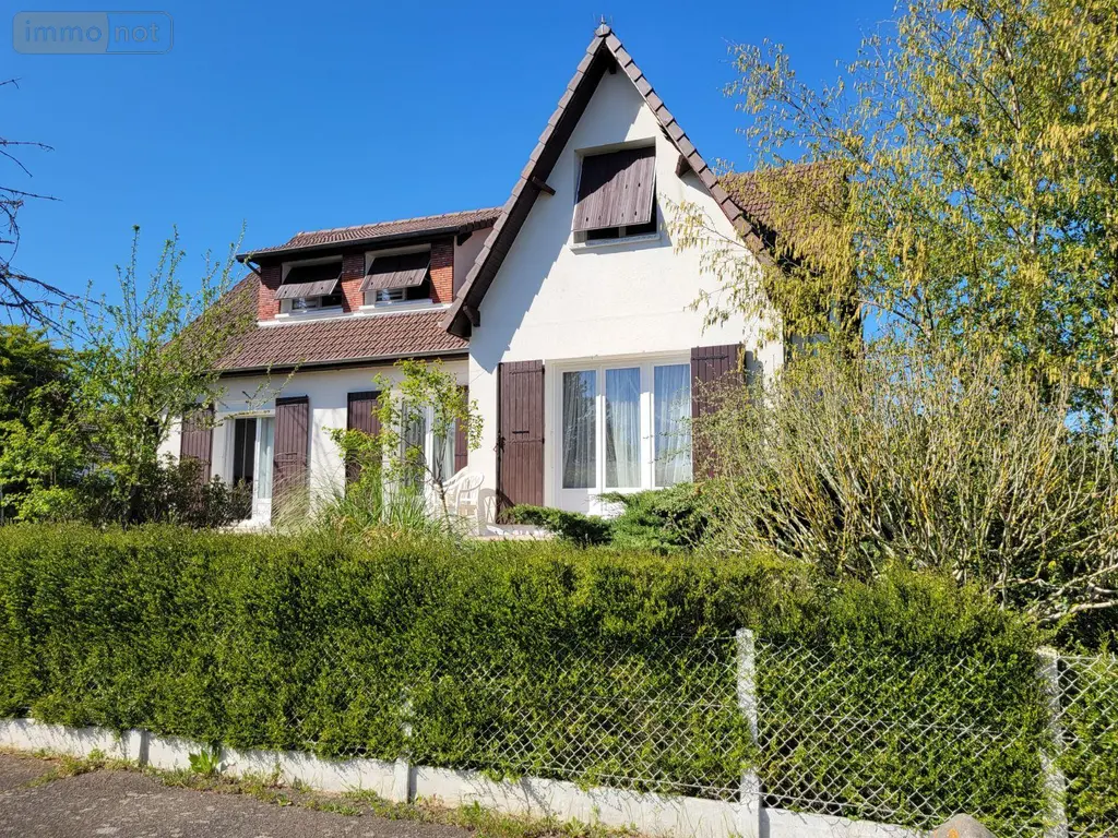 Maison a vendre Châteaudun 28200 Eure-et-Loir 28 133 m2 6 pièces 202000 euros RC/874 019