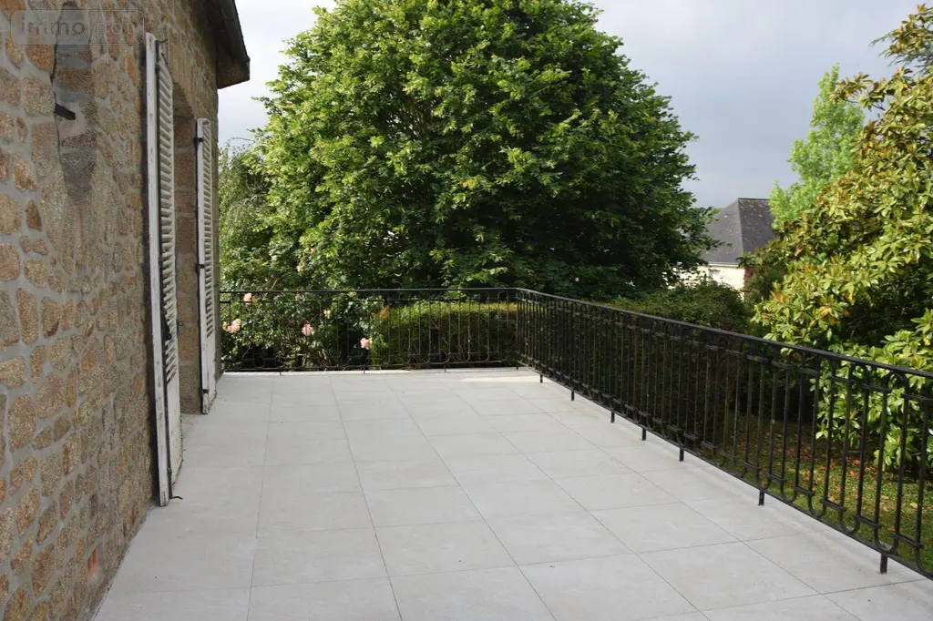 Propriete a vendre Moulay 53100 Mayenne 53 226 m2 11 pièces 265200 euros 53075/FC21 002