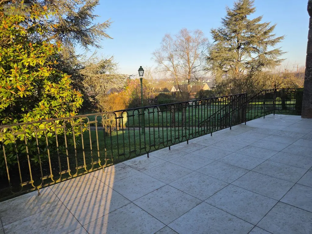 Propriete a vendre Moulay 53100 Mayenne 53 226 m2 11 pièces 280800 euros 53075/FC21 022