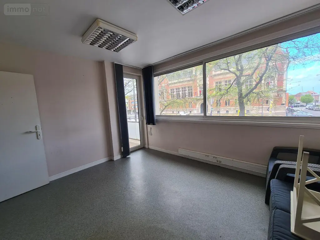 Location fonds et murs commerciaux Dunkerque 59140 Nord 59 125 m2 6 pièces 2500 euros S5354 004