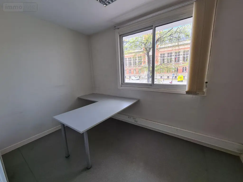 Location fonds et murs commerciaux Dunkerque 59140 Nord 59 125 m2 6 pièces 2500 euros S5354 005