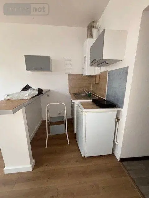 Appartement a vendre Saint-Amand-Montrond 18200 Cher 18 40 m2 1 pièce 37100 euros 18022/804 005
