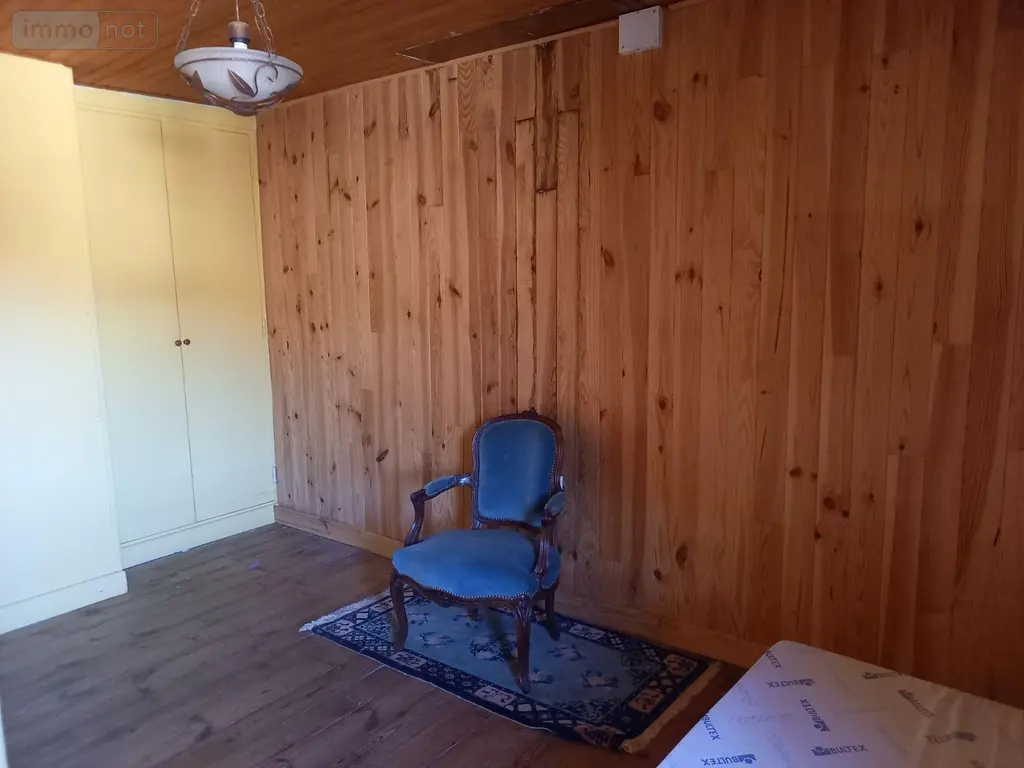 Maison a vendre Vic-sur-Cère 15800 Cantal 15 46 m2 43000 euros MG/2350 004