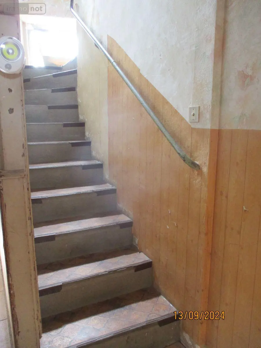 Immeuble de rapport a vendre Fougères 35300 Ille-et-Vilaine 35 185 m2 311880 euros 11737/734 004
