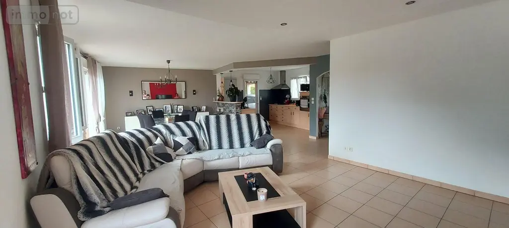 Maison a vendre Simplé 53360 Mayenne 53 123 m2 5 pièces 236250 euros 53034-47 003