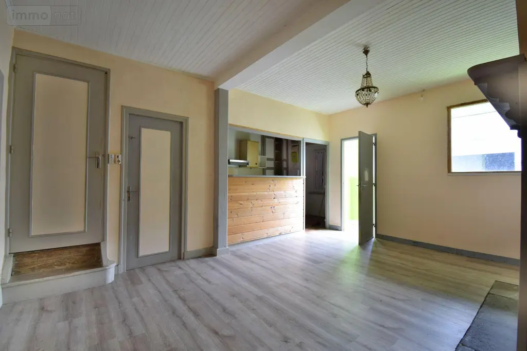 Maison a vendre Eygurande 19340 Corrèze 19 145 m2 7 pièces 59900 euros UM 1273 005