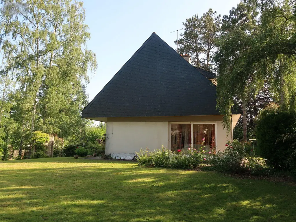 Location maison Pacé 35740 Ille-et-Vilaine 35 150 m2 6 pièces 1345 euros 050/67 039