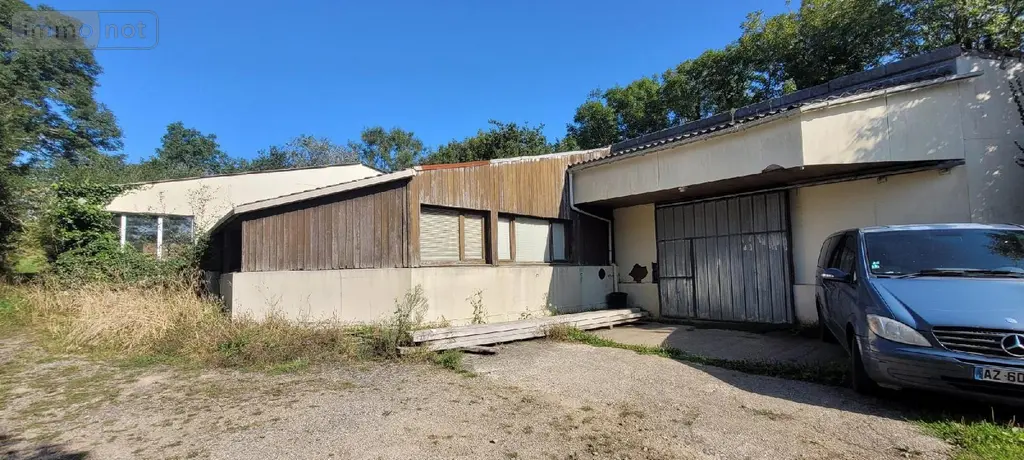 Fonds et murs commerciaux a vendre Crozon 29160 Finistère 29 252960 euros 3104 002