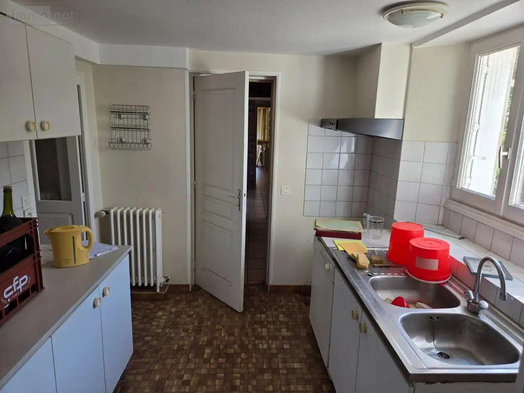 Propriete a vendre Ambrières-les-Vallées 53300 Mayenne 53 150 m2 6 pièces 205920 euros 53075/37 014