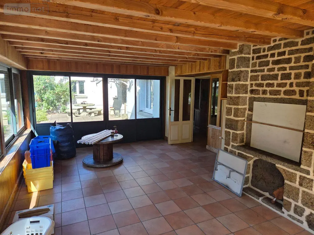 Propriete a vendre Ambrières-les-Vallées 53300 Mayenne 53 150 m2 6 pièces 205920 euros 53075/37 005