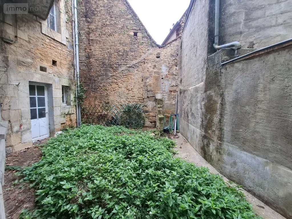 Immeuble de rapport a vendre Sarlat-la-Canéda 24200 Dordogne 24 229 m2 199000 euros 18113/120 005