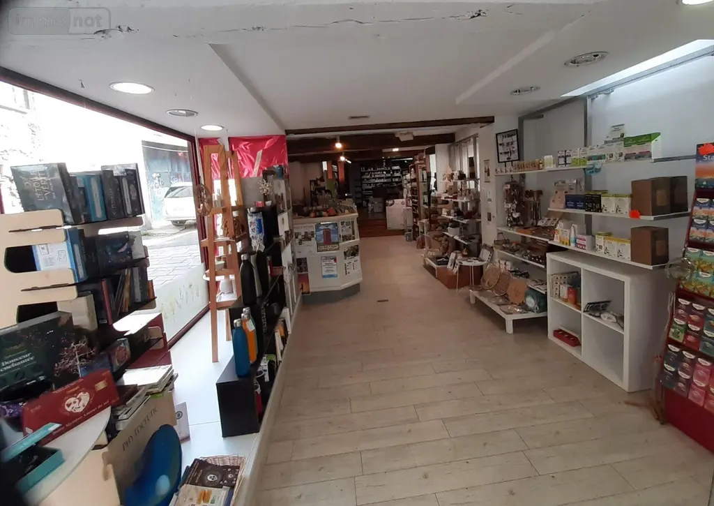Immeuble de rapport a vendre Pontivy 56300 Morbihan 56 205 m2 3 pièces 194000 euros 063-420 005