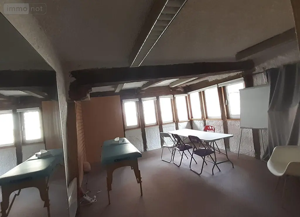 Immeuble de rapport a vendre Pontivy 56300 Morbihan 56 205 m2 3 pièces 194000 euros 063-420 008