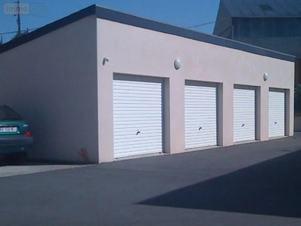 Immeuble de rapport a vendre Redon 35600 Ille-et-Vilaine 35 533 m2 24 pièces 1097880 euros 009/961 008