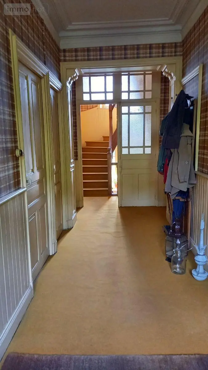 Maison a vendre Vic-sur-Cère 15800 Cantal 15 308 m2 138300 euros MG/2386 004