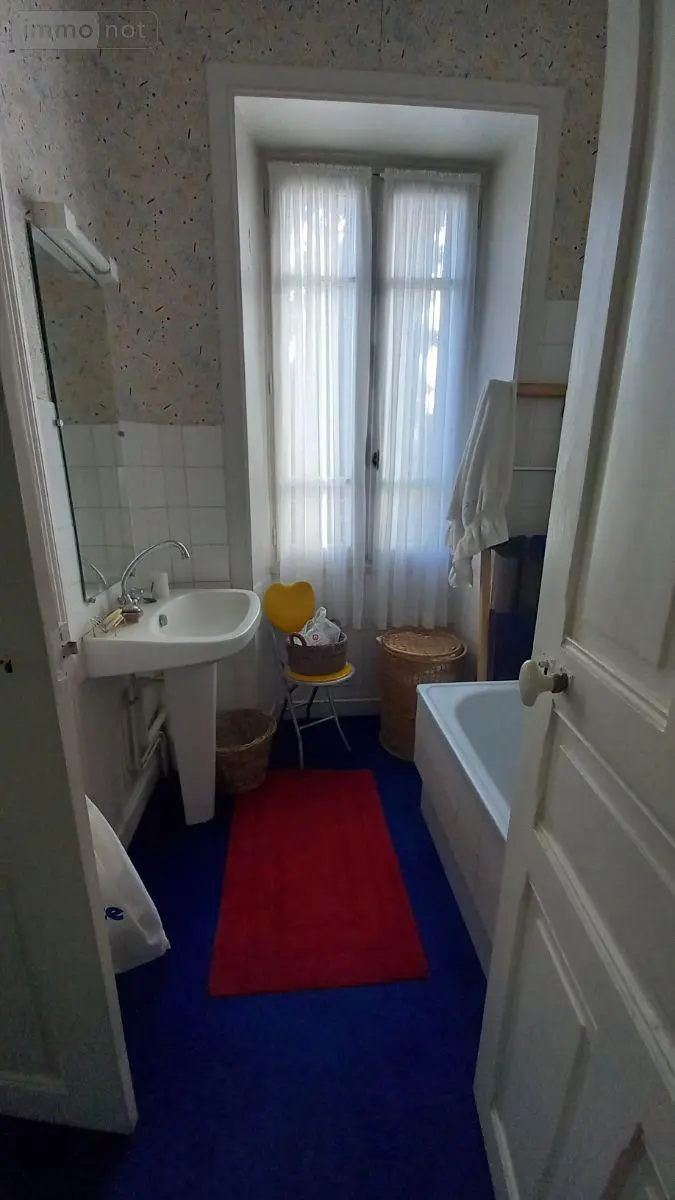 Maison a vendre Vic-sur-Cère 15800 Cantal 15 308 m2 138300 euros MG/2386 008