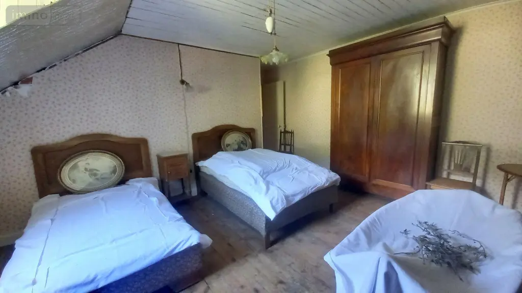 Maison a vendre Vic-sur-Cère 15800 Cantal 15 308 m2 138300 euros MG/2386 020